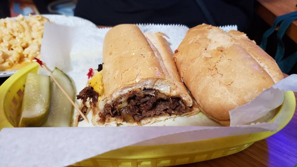 The Tavern at Bayboro | restaurant | 120 6th Ave S, St. Petersburg, FL 33701, USA | 7278211418 OR +1 727-821-1418