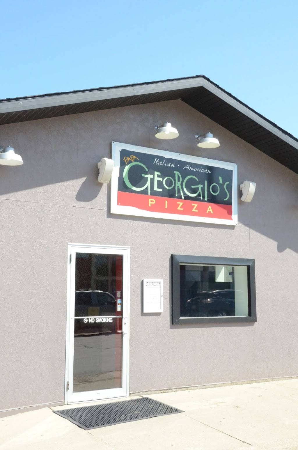 Georgioz | restaurant | 12 E Front St, Colfax, IA 50054, USA | 5156743664 OR +1 515-674-3664