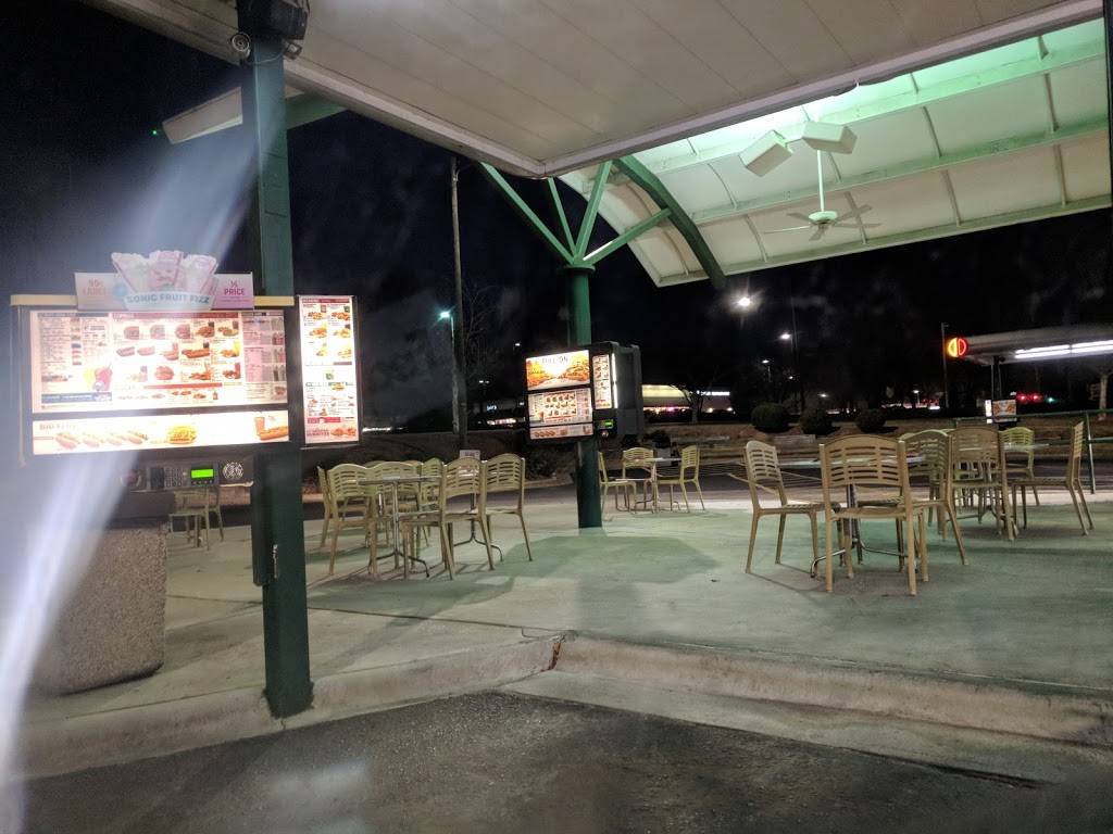 Sonic Drive-In | restaurant | 4648 Atlantic Ave, Raleigh, NC 27604, USA | 9198765185 OR +1 919-876-5185