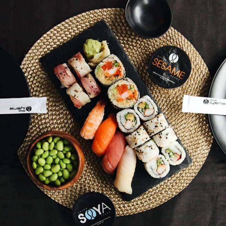 Sushi Shop | restaurant | 2210 Bank St, Ottawa, ON K1V 1J5, Canada | 6136808977 OR +1 613-680-8977