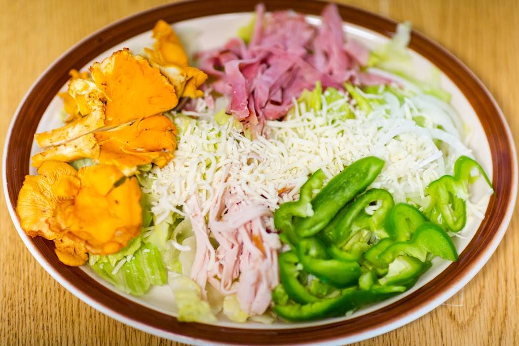 Cabin Restaurant & Lounge | restaurant | 4015 S, IN-446, Bloomington, IN 47401, USA | 8123239654 OR +1 812-323-9654