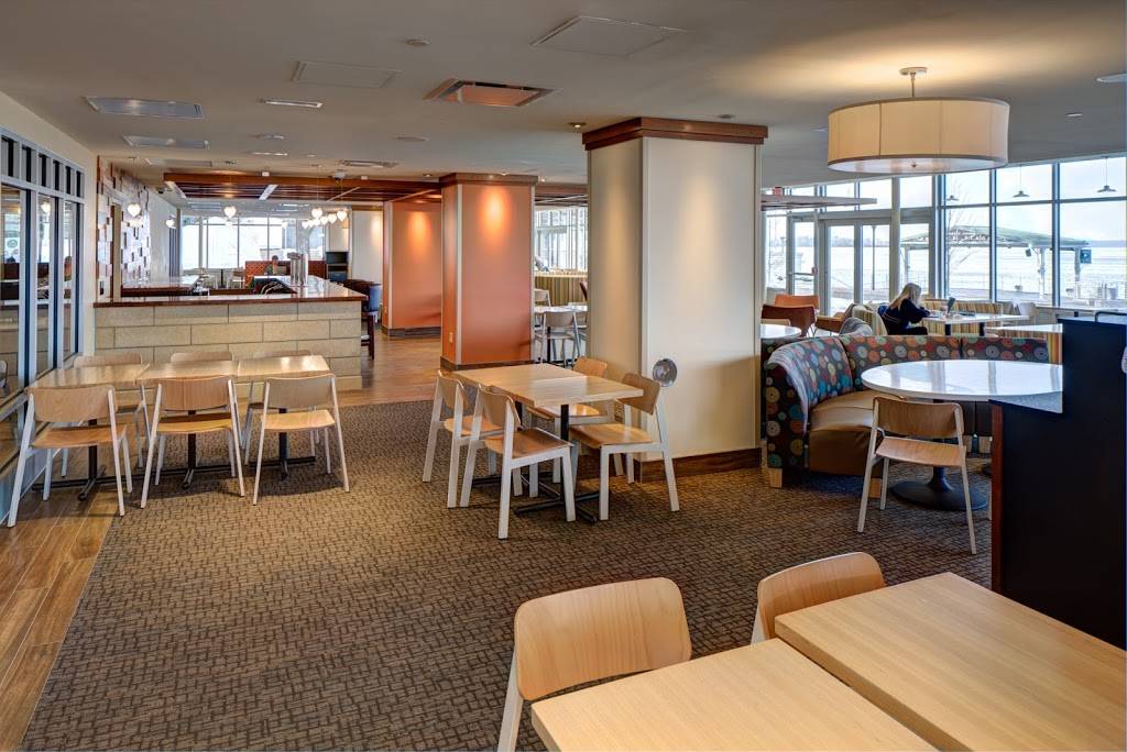 Lakeview Lounge | restaurant | 800 Langdon St room 1341, Madison, WI 53706, USA | 6082653000 OR +1 608-265-3000