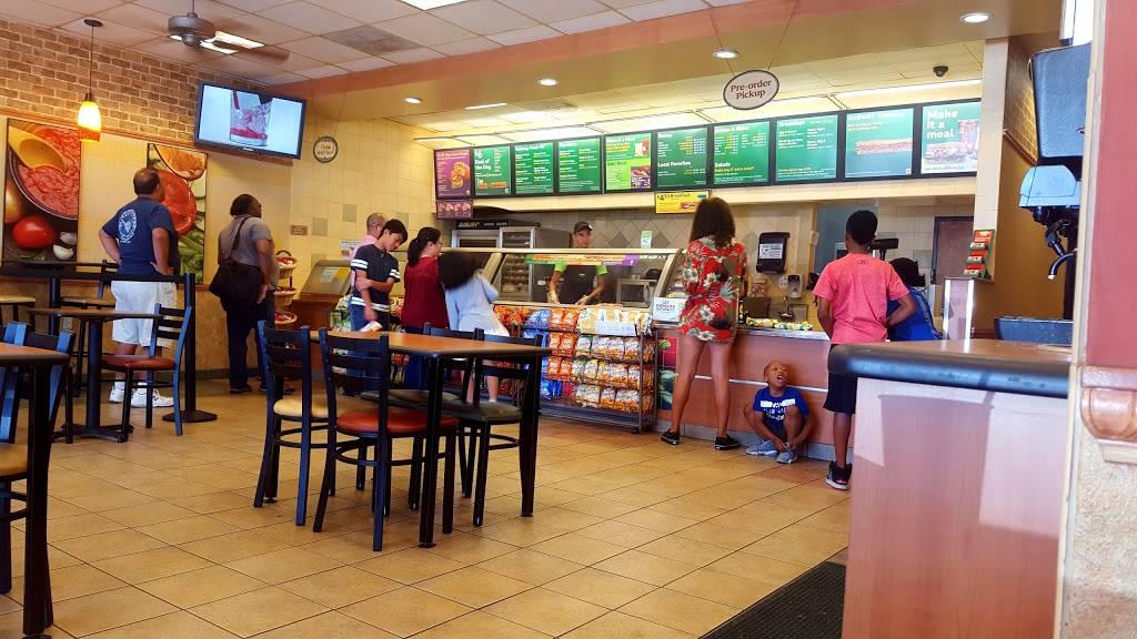 Subway Restaurants | restaurant | 21839 Hawthorne Blvd, Torrance, CA 90503, USA | 3103163950 OR +1 310-316-3950