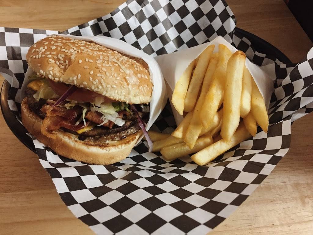 RC Burgers | restaurant | 10951 Alondra Blvd, Norwalk, CA 90650, USA | 5629292386 OR +1 562-929-2386
