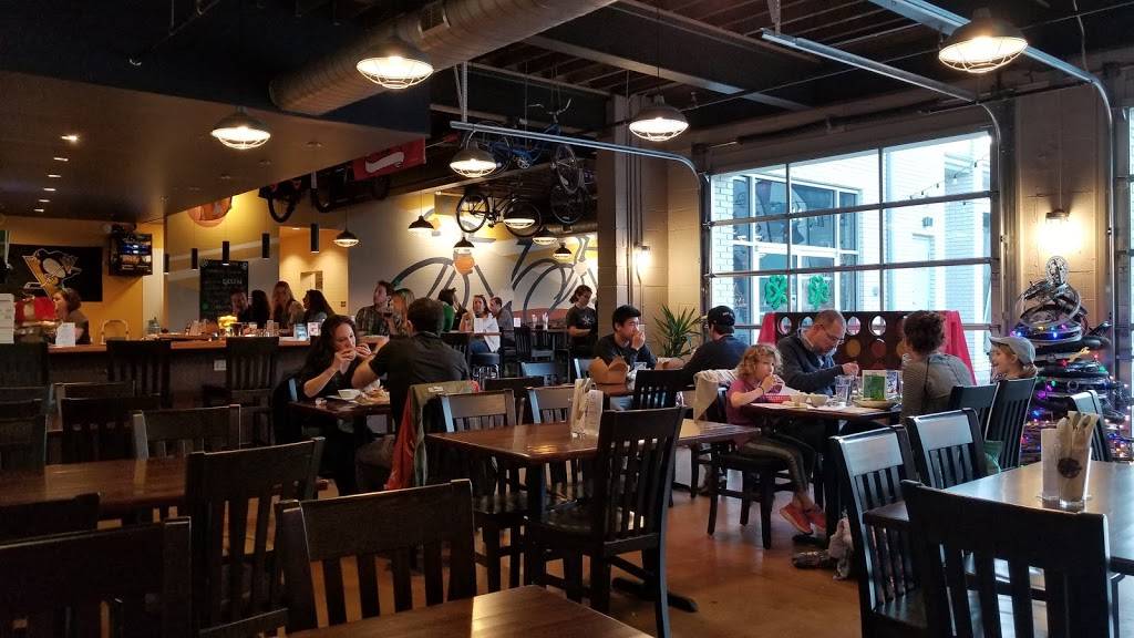 Peloton Station | restaurant | 114-126 10th St NW, Charlottesville, VA 22903, USA | 4342847786 OR +1 434-284-7786