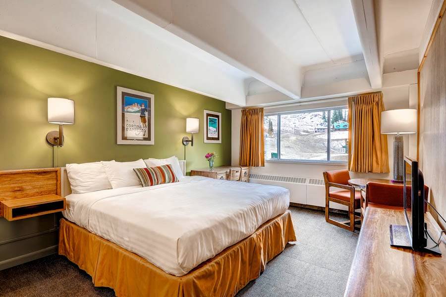 Goldminers Daughter Lodge | cafe | 10160 E Hwy 210, Alta, UT 84092, USA | 8017422300 OR +1 801-742-2300