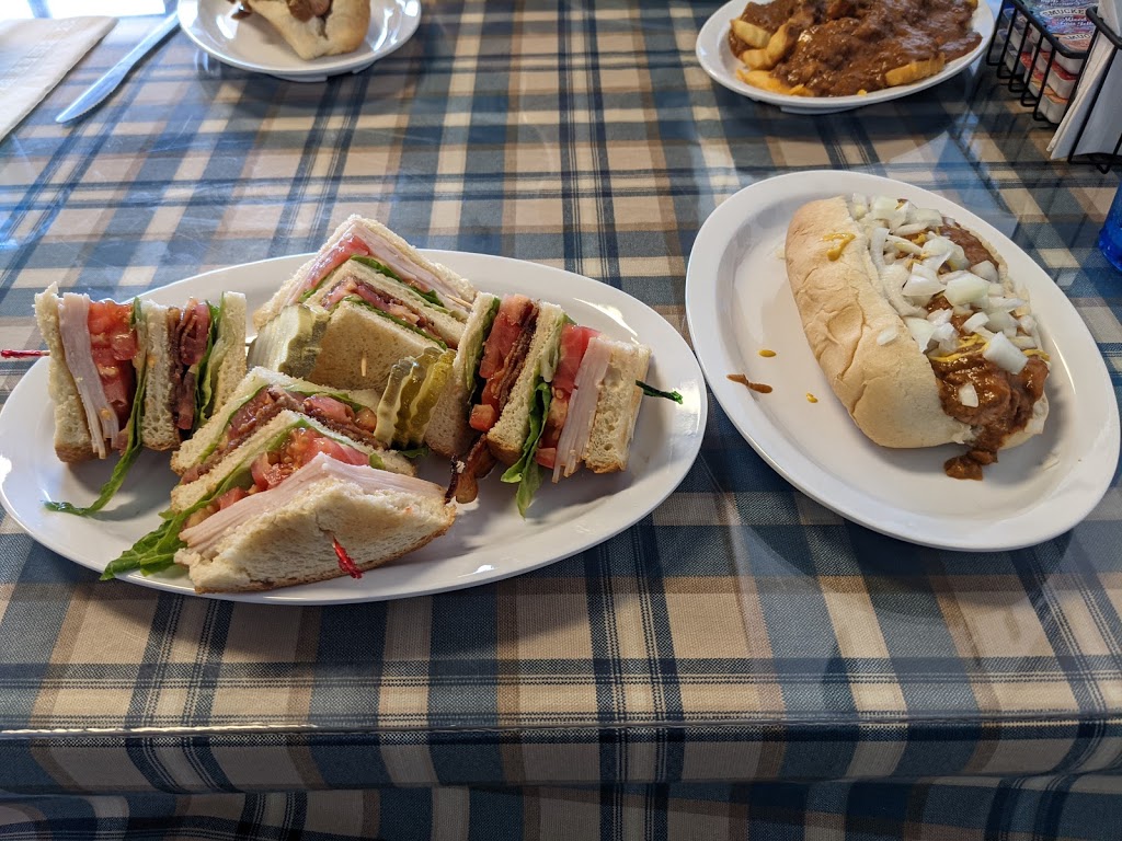 Dix Coney Cafe | restaurant | 6525 Superior Ave, Sarasota, FL 34231, USA | 9419271672 OR +1 941-927-1672