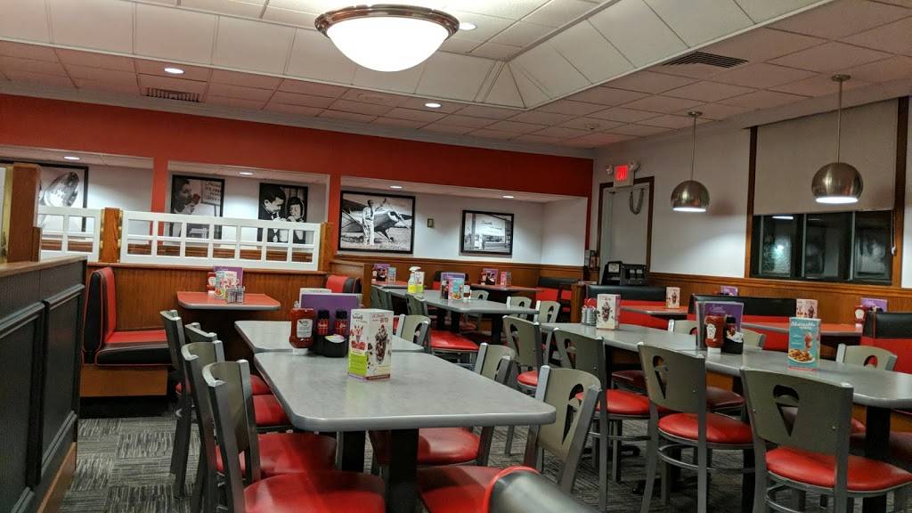 Friendlys | restaurant | 6894 Hamilton Blvd, Trexlertown, PA 18087, USA | 6103951917 OR +1 610-395-1917