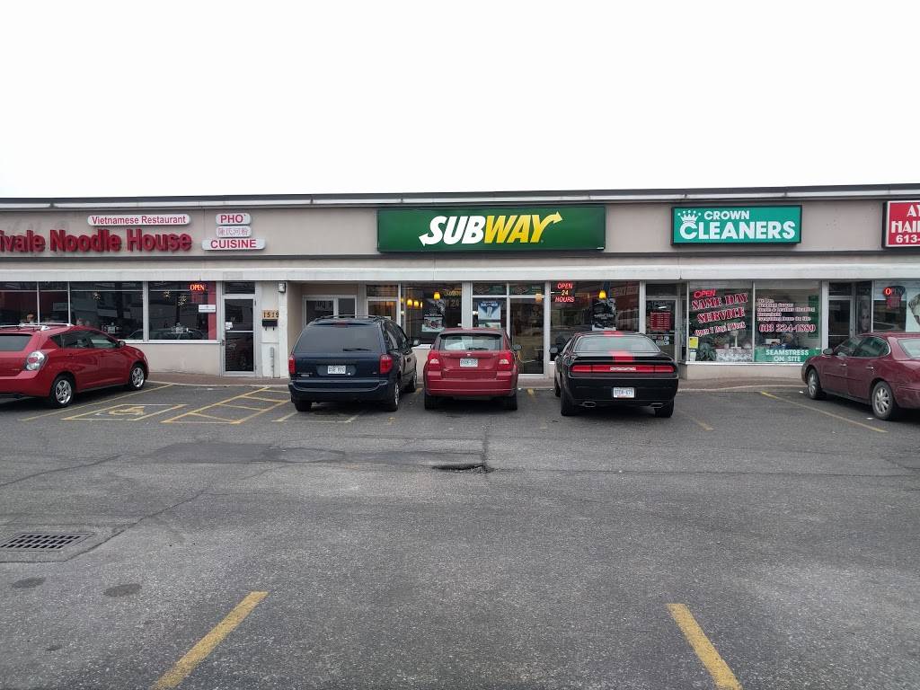Subway | meal takeaway | 1523 Merivale Rd, Nepean, ON K2G 3J3, Canada | 6132283445 OR +1 613-228-3445