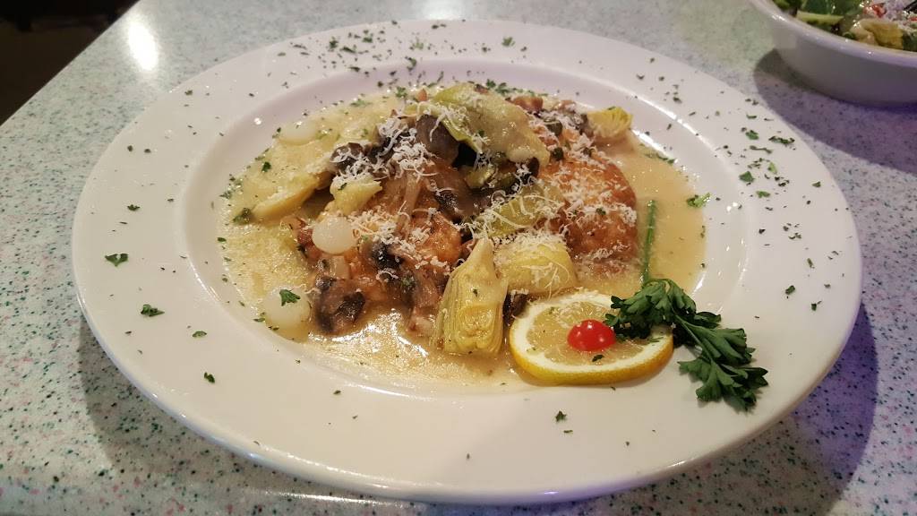 Villa Gallace | restaurant | 109 Gulf Blvd, Indian Rocks Beach, FL 33785, USA | 7275960200 OR +1 727-596-0200