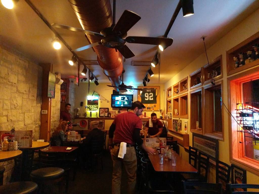 Sobelmans on St. Paul | restaurant | 1900 W St Paul Ave, Milwaukee, WI 53233, USA | 4149311919 OR +1 414-931-1919