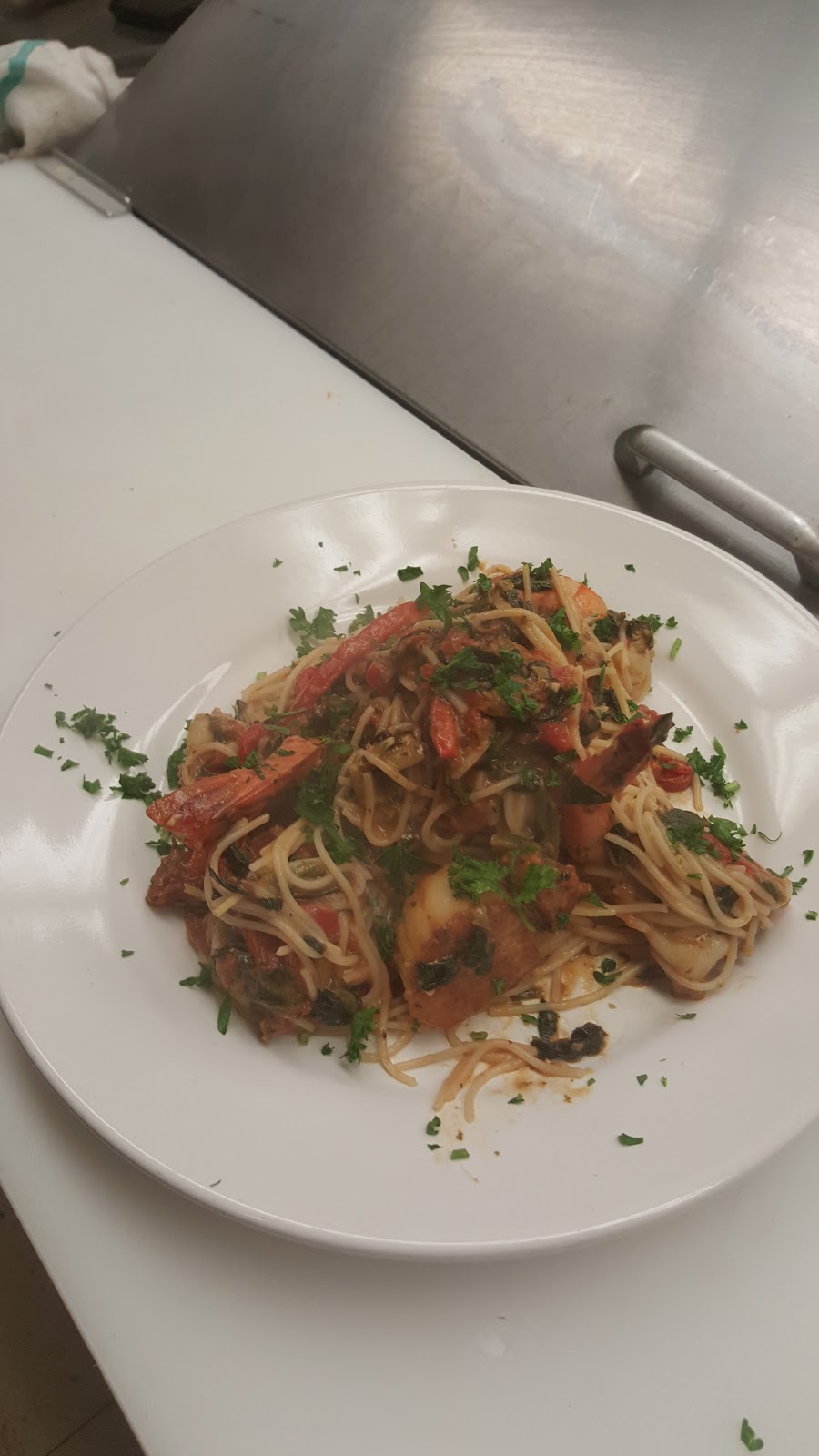 Norwood Grille | restaurant | 1325 Post Rd, Warwick, RI 02888, USA | 4017809988 OR +1 401-780-9988