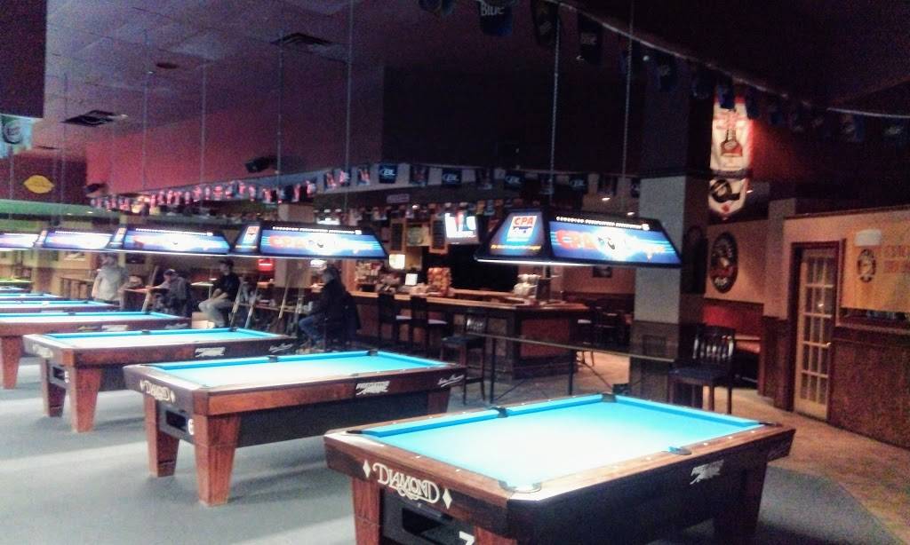 Shooters snooker and billiard parlour | restaurant | 1448 Lawrence Ave E, North York, ON M4A 2V6, Canada | 4167507787 OR +1 416-750-7787