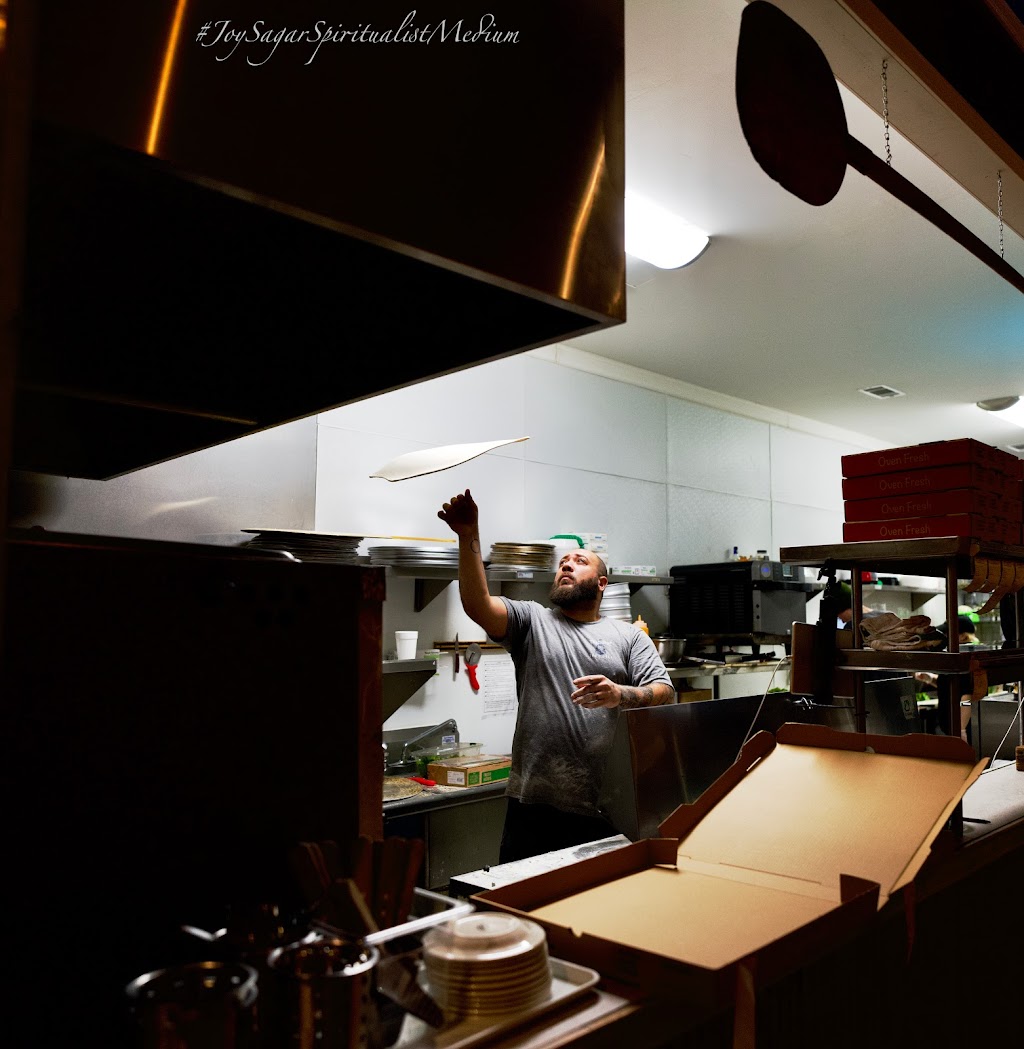 Trackside Pub & Deli | restaurant | 102 W North Central Ave, Tennille, GA 31089, USA | 4785216077 OR +1 478-521-6077