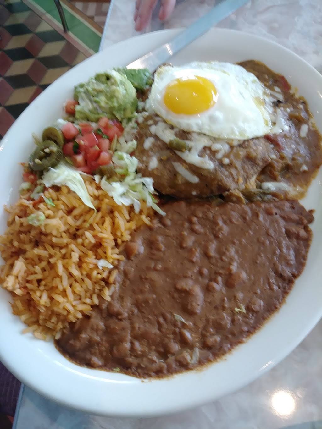 Chuys | restaurant | 15610 South La Grange Road, Orland Park, IL 60462, USA | 7084035334 OR +1 708-403-5334