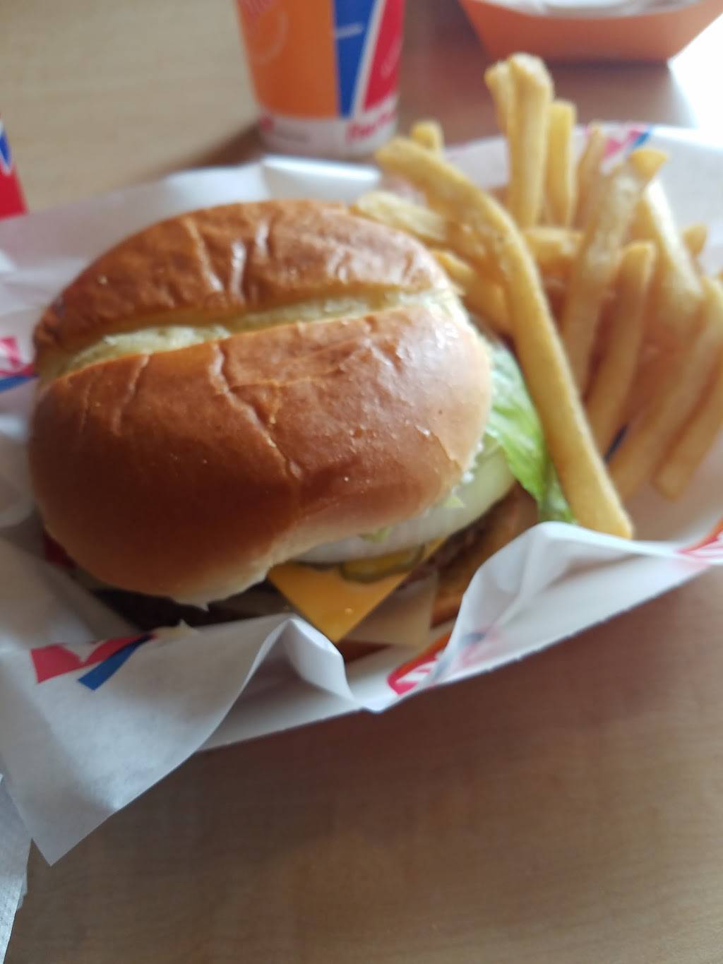 Dairy Queen Grill & Chill | restaurant | 4570 Fort Campbell Blvd, Hopkinsville, KY 42240, USA | 2708866500 OR +1 270-886-6500