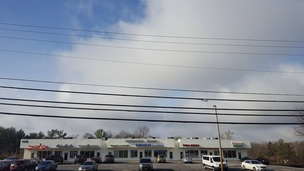 Giovannis Pizza & Restaurant | restaurant | 1315 U.S. 9, Wappingers Falls, NY 12590, USA | 8456326988 OR +1 845-632-6988