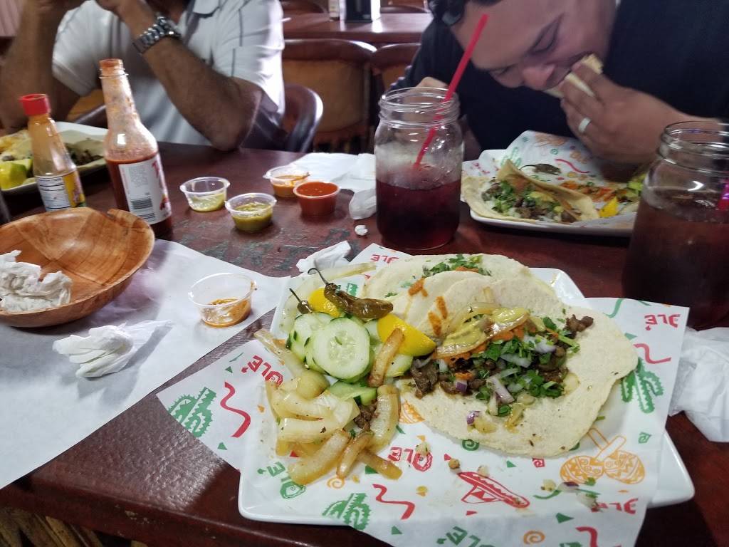 Mariscos El Efectibo | restaurant | 1821 S Chester Ave, Bakersfield, CA 93304, USA | 6615565004 OR +1 661-556-5004