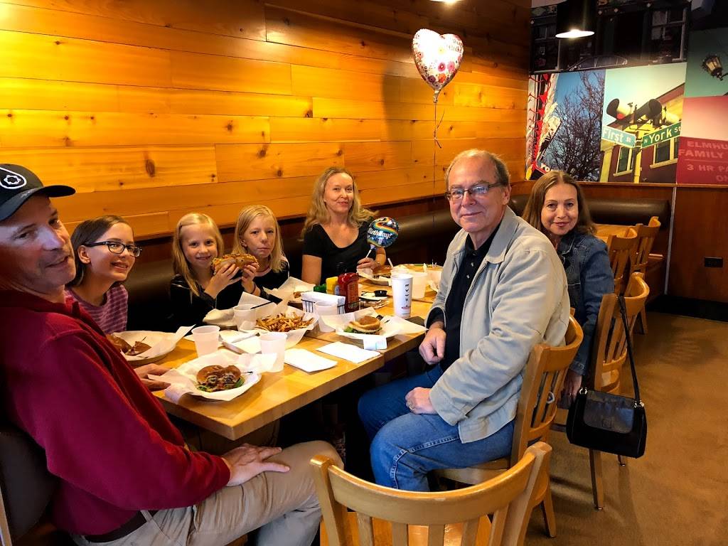 Meatheads | restaurant | 143 N York St, Elmhurst, IL 60126, USA | 6306070188 OR +1 630-607-0188