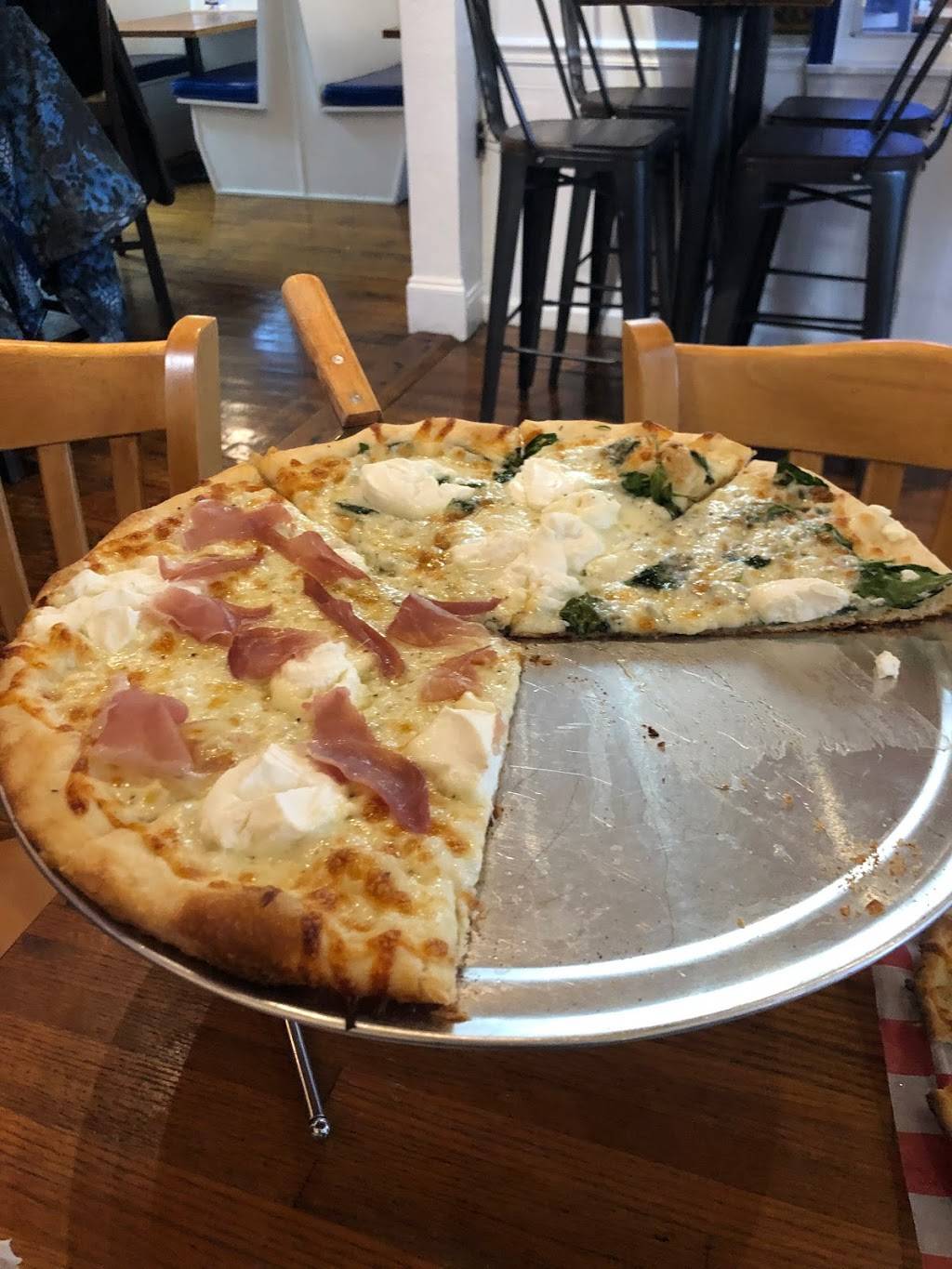 Fortunatos in Gulfport | restaurant | 3038 Beach Blvd S, Gulfport, FL 33707, USA | 7279547960 OR +1 727-954-7960