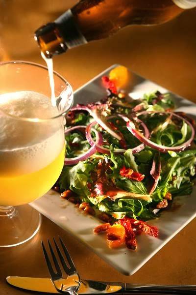 The Caroline | restaurant | 5 S Market St, Troy, OH 45373, USA | 9375527676 OR +1 937-552-7676