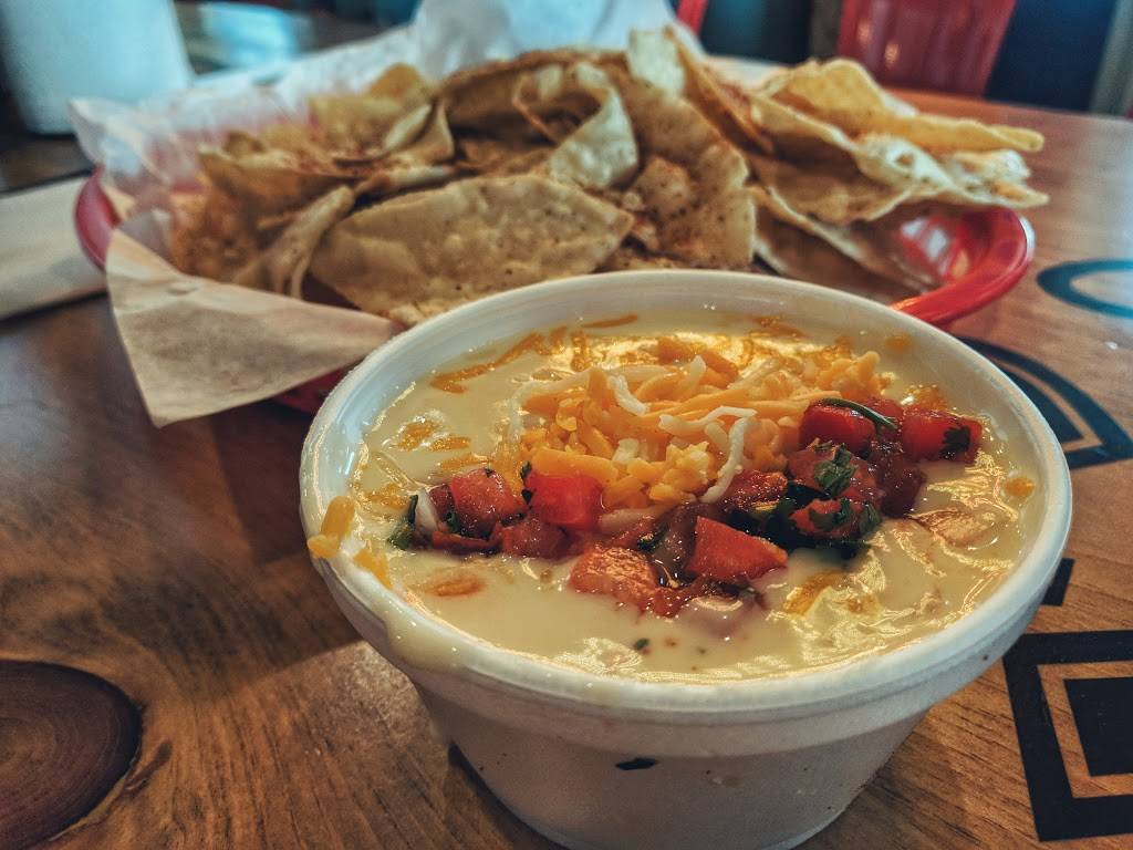 Fuzzys Taco Shop | restaurant | 6361 Old Jacksonville Hwy, Tyler, TX 75703, USA | 8176248226 OR +1 817-624-8226