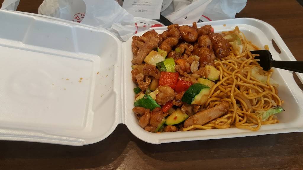 Panda Express | meal takeaway | 77 E Adams St, Chicago, IL 60604, USA | 3129861043 OR +1 312-986-1043