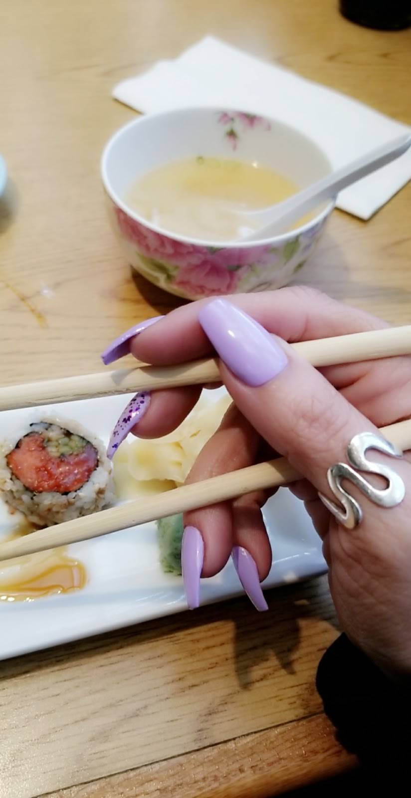 Sushi J | restaurant | 4320 N Miller Rd, Scottsdale, AZ 85251, USA | 4809463550 OR +1 480-946-3550