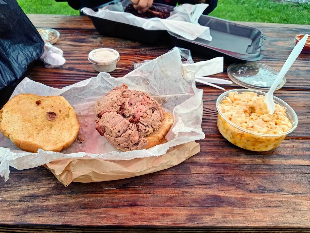 County Smoak | restaurant | 7423 Timberlake Rd, Lynchburg, VA 24502, USA | 4342153311 OR +1 434-215-3311