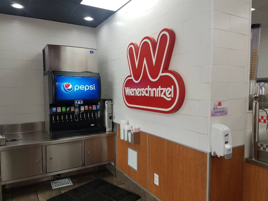 Wienerschnitzel | restaurant | 13543 Florence Ave, Whittier, CA 90605, USA | 5627770355 OR +1 562-777-0355