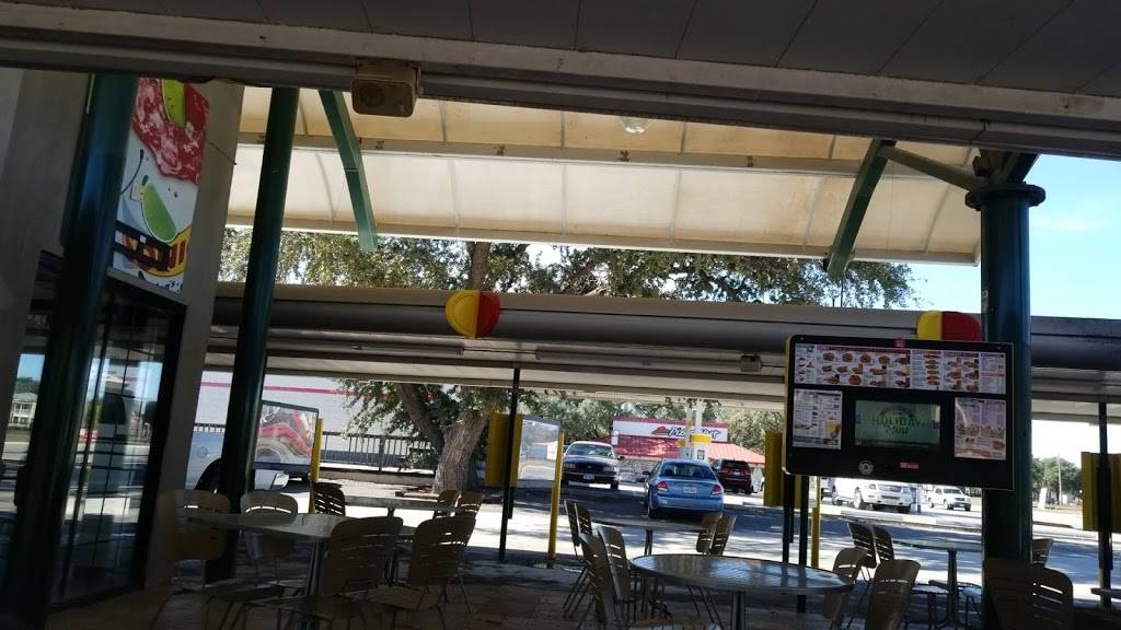 Sonic Drive-In | restaurant | 705 19th St, Hondo, TX 78861, USA | 8304264635 OR +1 830-426-4635