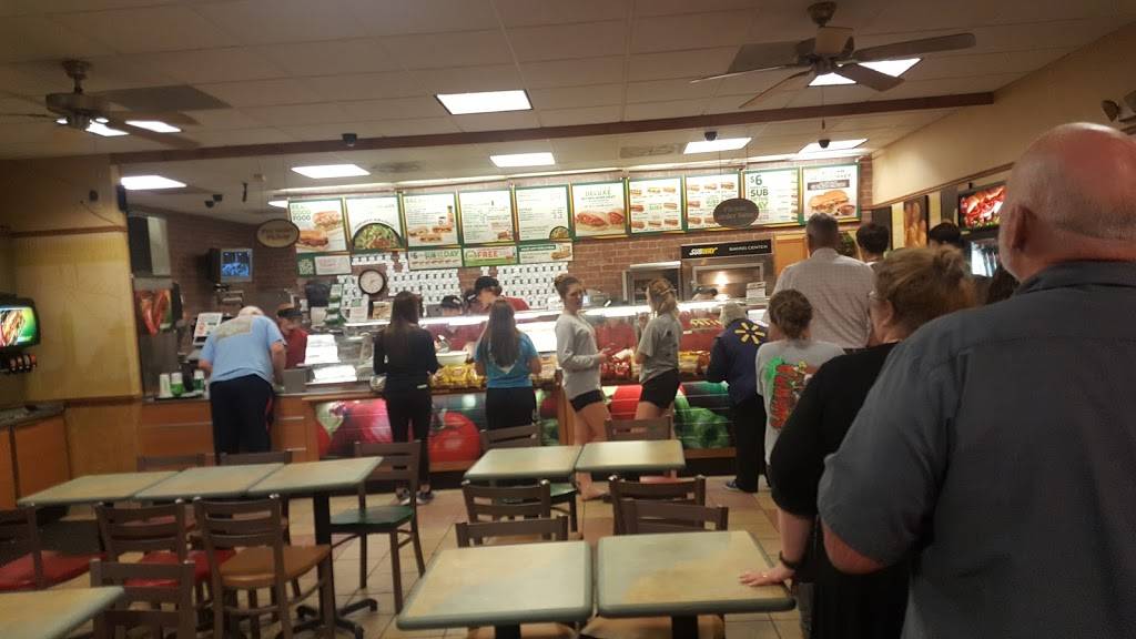 Subway | meal takeaway | 1302 Kansas Ave, Paola, KS 66071, USA | 9132945830 OR +1 913-294-5830