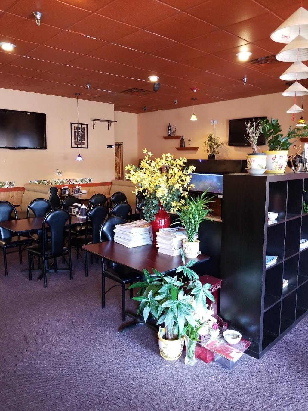 Pho Mai | restaurant | 6765 W 120th Ave, Broomfield, CO 80020, USA | 7208875984 OR +1 720-887-5984