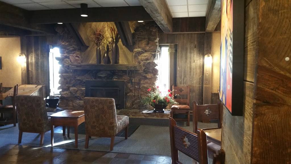 Simpsons Restaurant | restaurant | 222 S Main St, Waupaca, WI 54981, USA | 7152582330 OR +1 715-258-2330