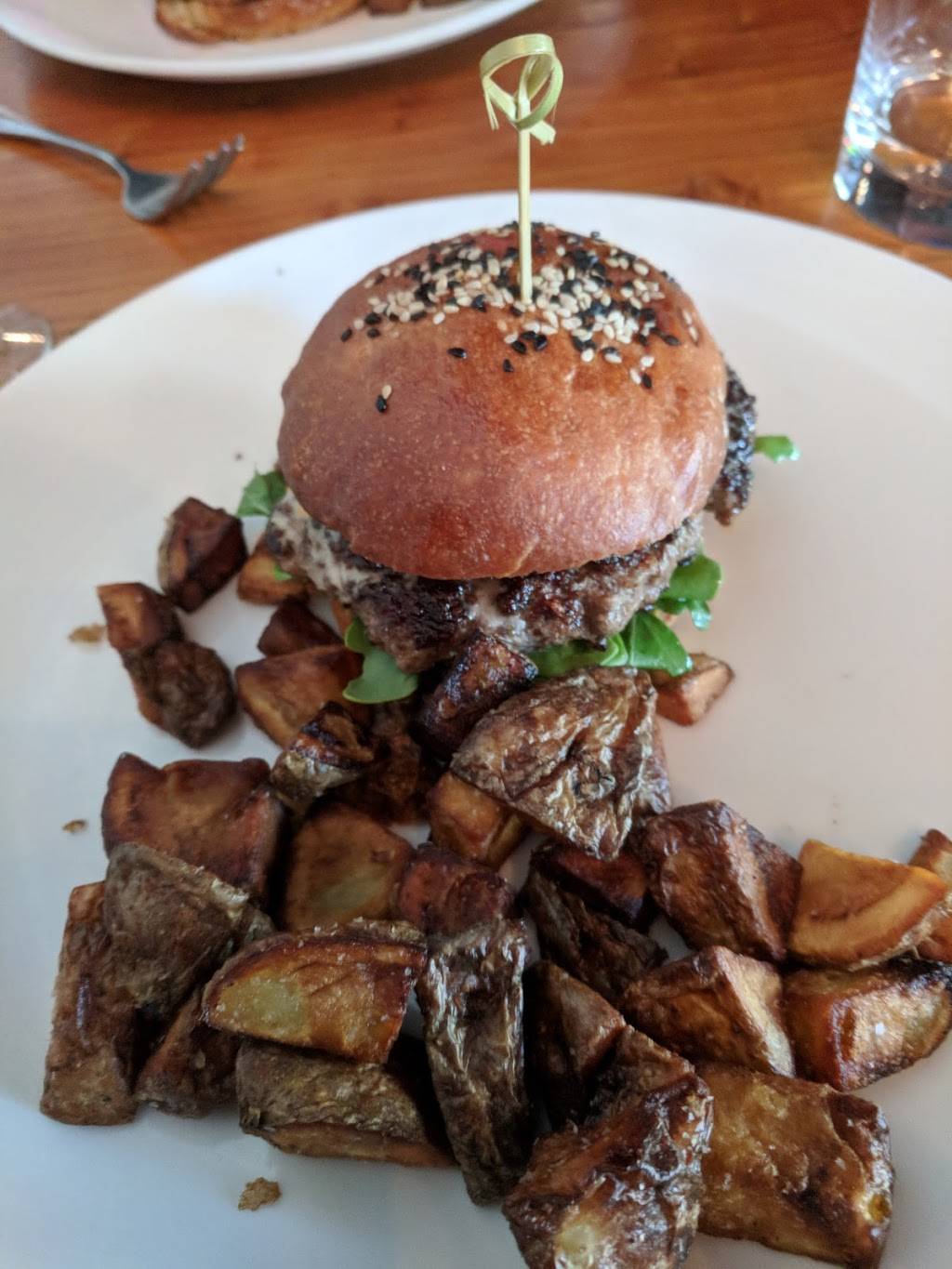 5Church Charlotte | restaurant | 127 N Tryon St #8, Charlotte, NC 28202, USA | 7049191322 OR +1 704-919-1322