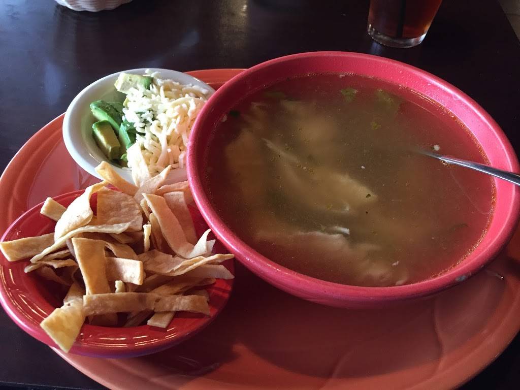 Las Palmas Mexican Restaurant & Bar | restaurant | 1605 George Dieter Dr ste 201-03, El Paso, TX 79936, USA | 9156299898 OR +1 915-629-9898