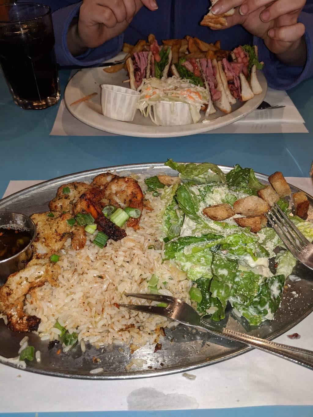 Delicatessen Place Granby | restaurant | 302 Rue Principale, Granby, QC J2G 2W4, Canada | 4503783768 OR +1 450-378-3768