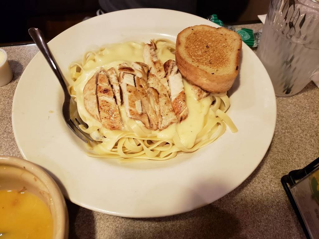 Iron Skillet Restaurant | restaurant | 2001 Santa Fe Dr, Weatherford, TX 76086, USA | 8175999411 OR +1 817-599-9411