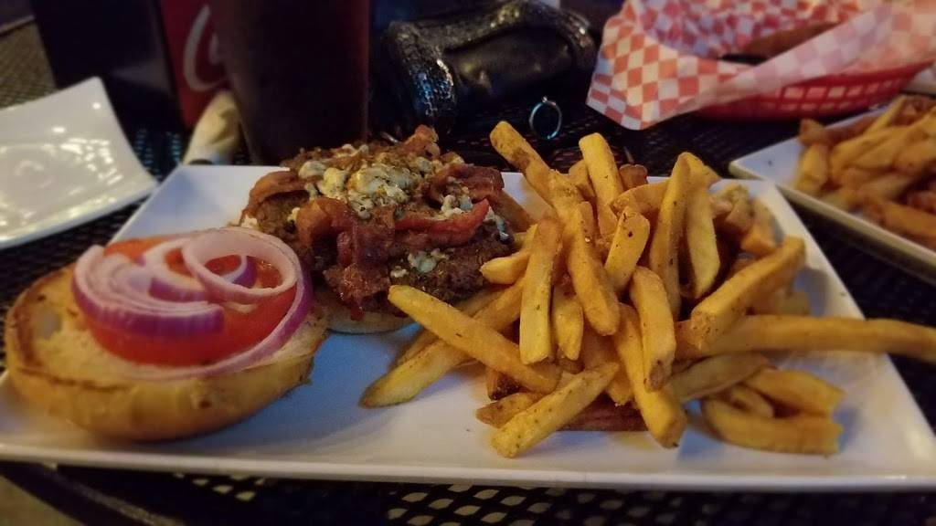 Hometown Grill | restaurant | 4856 Hog Mountain Rd, Flowery Branch, GA 30542, USA | 4707789230 OR +1 470-778-9230