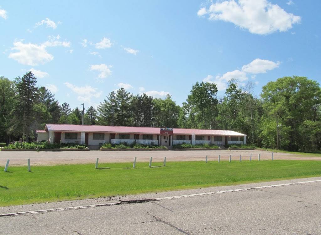 Wilderness Inn | restaurant | N13903 State Rd 80, Necedah, WI 54646, USA | 6085652277 OR +1 608-565-2277