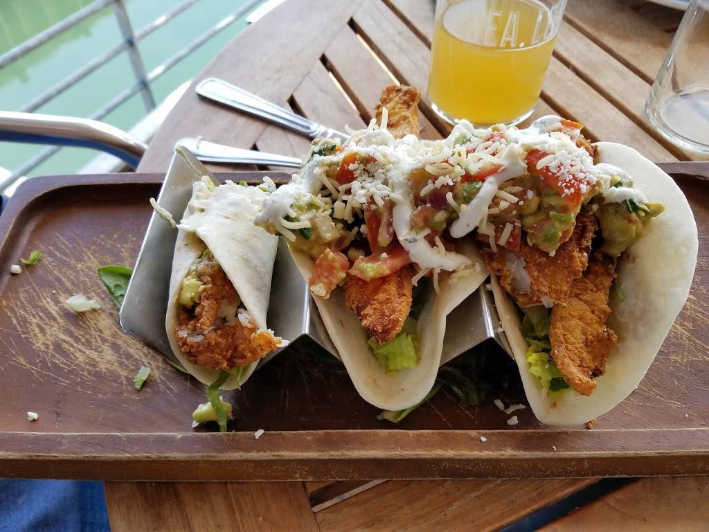 Sea Level Oyster Bar | restaurant | 94 Wharf St, Salem, MA 01970, USA | 9787410555 OR +1 978-741-0555