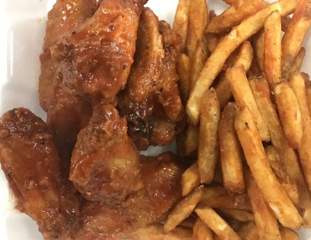 Yummy Yummy Family | restaurant | 250 E 204th St, Bronx, NY 10458, USA | 7185618888 OR +1 718-561-8888