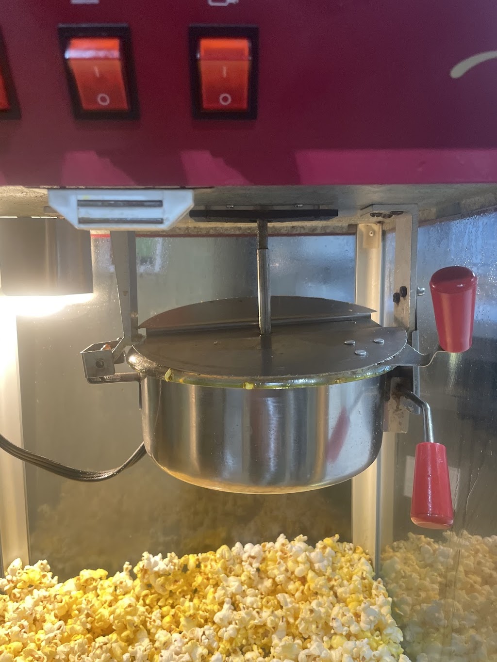 Where’s Your Sno Cone Snack Bar & More | meal takeaway | 12601 W 95th St, Lenexa, KS 66215, USA | 8162778910 OR +1 816-277-8910