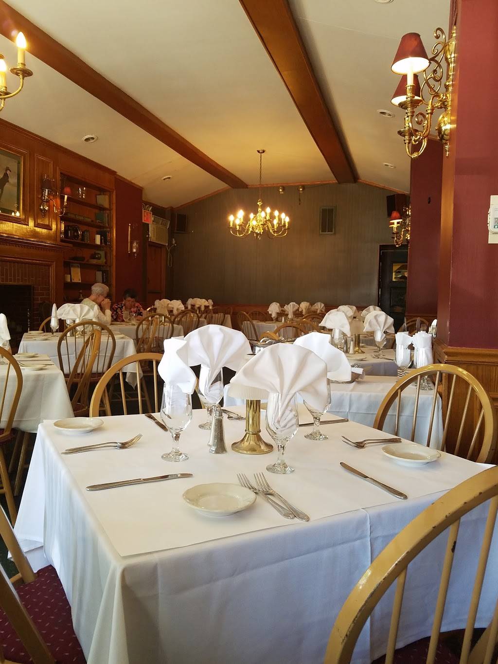 Chadwicks | restaurant | 8822 3rd Ave, Brooklyn, NY 11209, USA | 7188339855 OR +1 718-833-9855