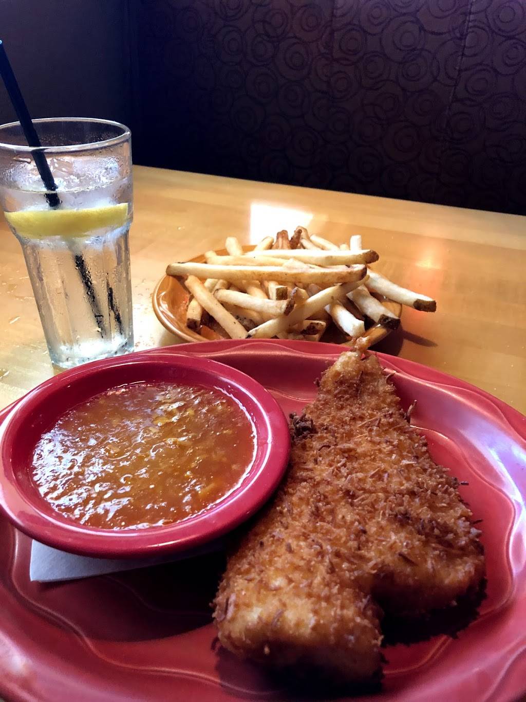 Bentleys Roadhouse | restaurant | 28410 S River Rd, Harrison Charter Township, MI 48045, USA | 5864653663 OR +1 586-465-3663