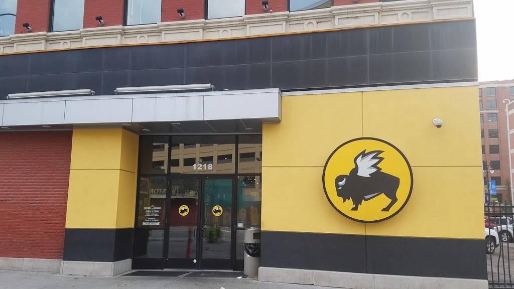 Buffalo Wild Wings | meal takeaway | 1218 Randolph Street, Detroit, MI 48226, USA | 3139619453 OR +1 313-961-9453
