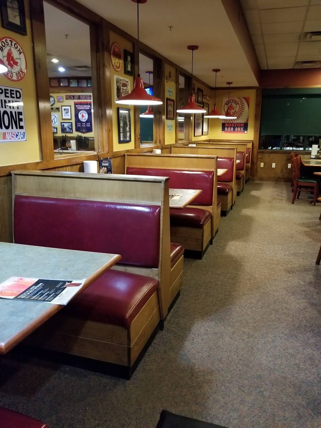 Pizza Hut | meal takeaway | 727 Milford Rd, Merrimack, NH 03054, USA | 6038835599 OR +1 603-883-5599