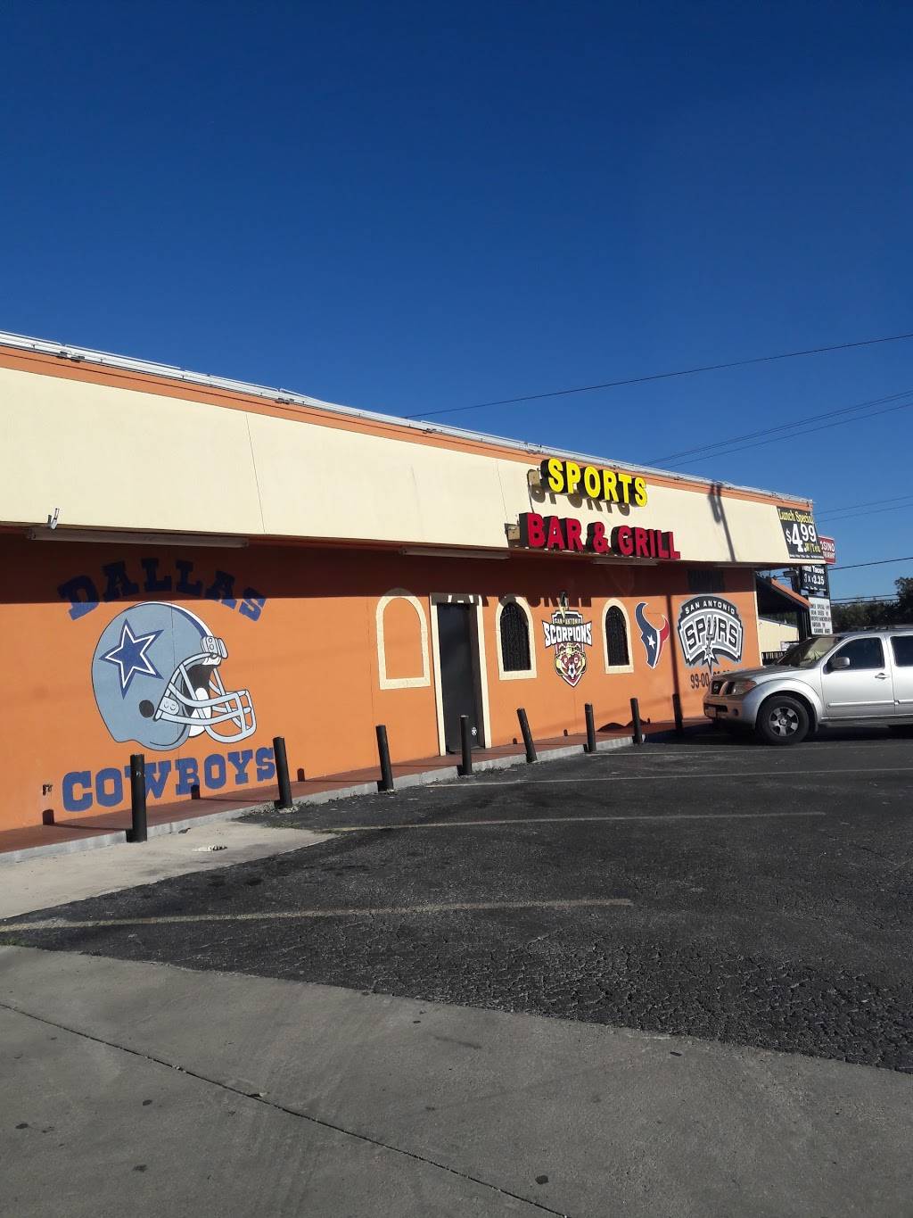 El Potosino Restaurant | restaurant | 1105 Bandera Rd, San Antonio, TX 78228, USA | 2104321324 OR +1 210-432-1324