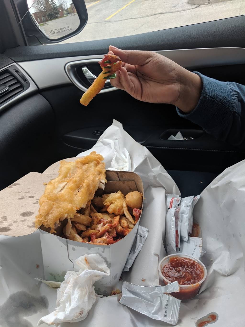 Halibut House Fish & Chips | restaurant | 54 Wilson St W, Ancaster, ON L9G 3T8, Canada | 9053046777 OR +1 905-304-6777