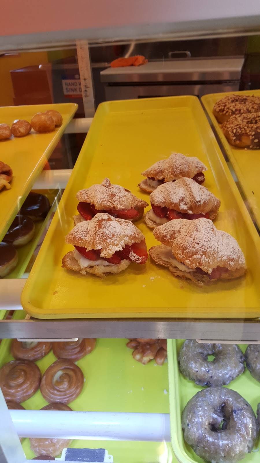 59 Donuts | restaurant | 5801 S Sooner Rd, Oklahoma City, OK 73135, USA | 4056016886 OR +1 405-601-6886